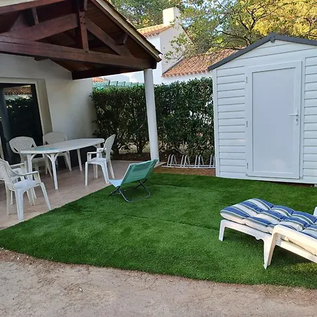 Victoria 204 Nyaraló